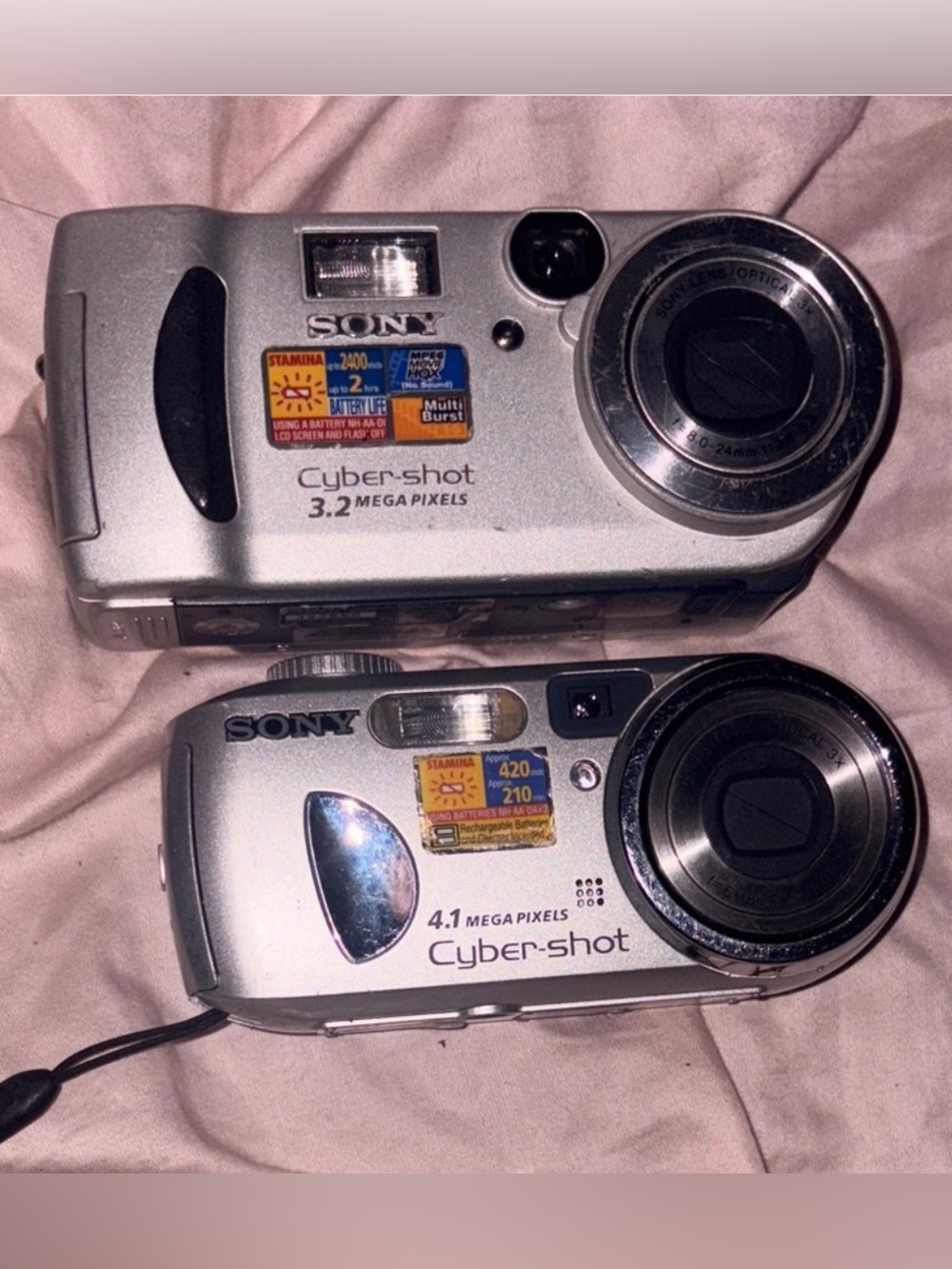 Sony Cybershot DSC-P73 3.2MP & DSC-P71 4.1MP
